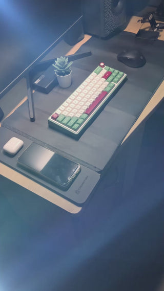 Wireless Desk Mat - Circle Video 1.mp4